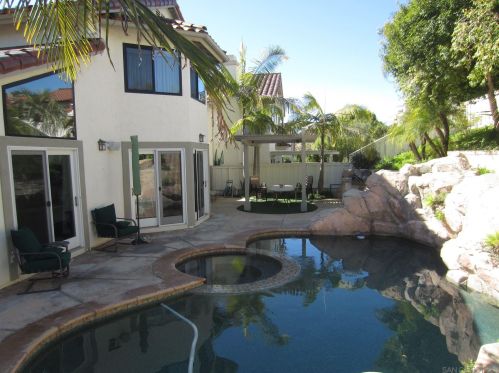 3986 Caminito Cassis, San Diego CA 92122-1977 exterior