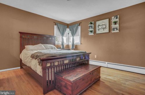 541 Old Orchard Ln, Camp Hill PA  17011-1829 exterior