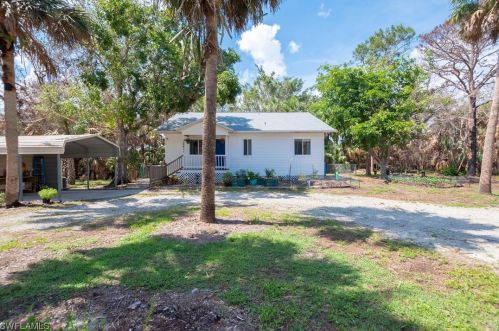 12411 Jefferson Ln, Bonita Springs, FL 34135-6252