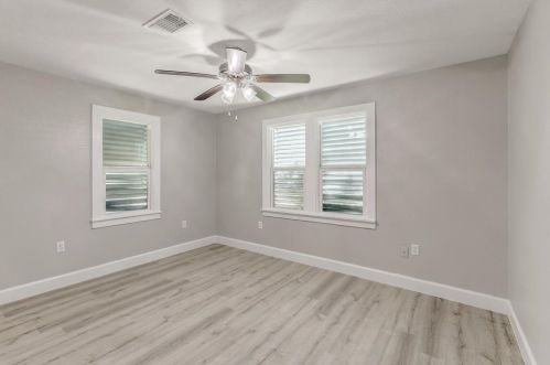 1014 49 St, Galveston TX 77551-5603 exterior