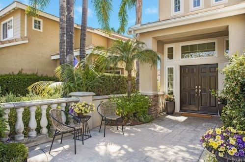 9 Viaggio Ln, El Toro, CA 92610-1926