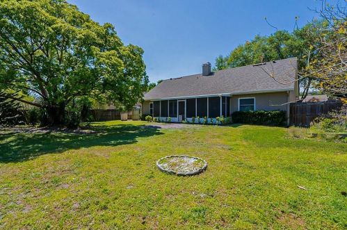 405 Country Wood Cir, Lake Mary FL  32746-4842 exterior