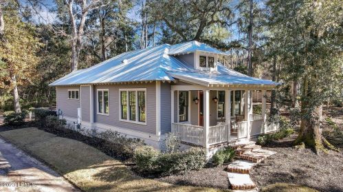 37 Mount Grace, Beaufort, SC 29906-9185