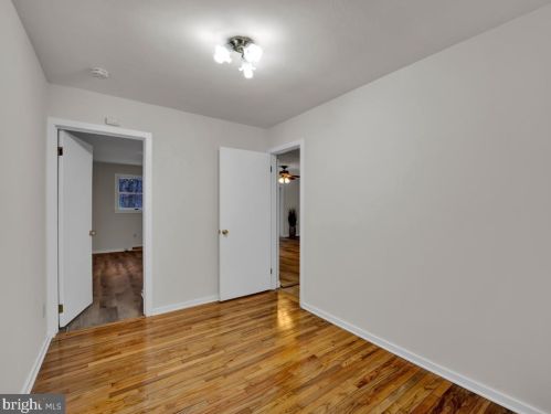 84 Berwyn Pl, Lawrence Township NJ  08648-3604 exterior