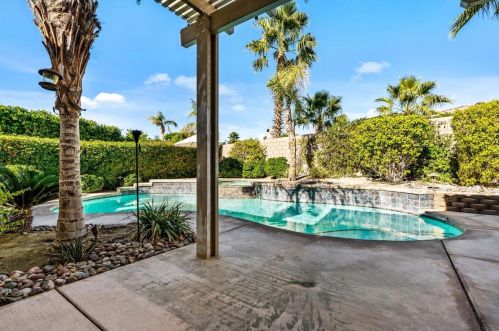 79806 Barcelona Dr, La Quinta CA  92253-8809 exterior