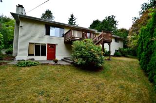 25665 Lake Fenwick Rd, Kent, WA 98032-4726