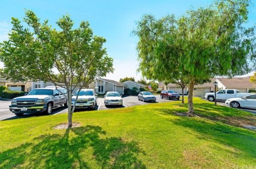 97 Greenmoor, Irvine CA  92614-7470 exterior