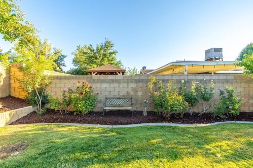 43838 Palm Vis Ave, Lancaster CA 93535-3304 exterior