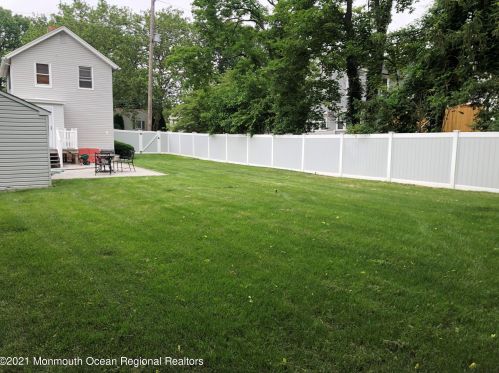 113 Bethany Rd, Holmdel Village NJ  07733-1505 exterior