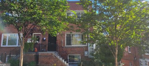 807 48th Pl, Washington, DC 20019-3688