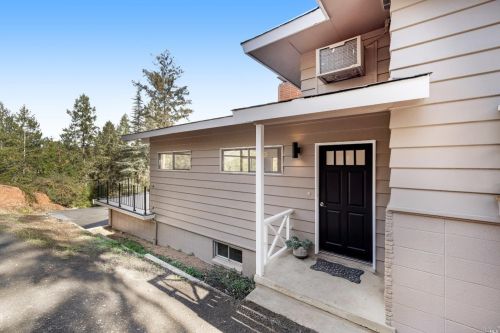 255 Brush Creek Rd, Santa Rosa, CA 95404-2710