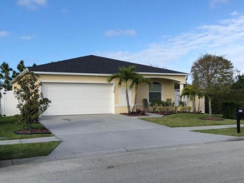 3020 Constellation Dr, Melbourne, FL 32940-2360