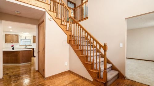 550 Spring Valley Dr, Zanesville OH  43701-0805 exterior