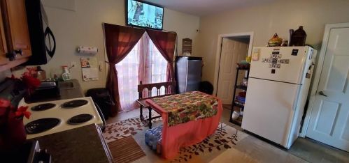 56 Sassafras St, Providence RI  02907-2026 exterior