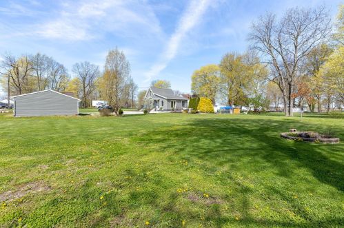 292 Grove St, Richwood OH  43344-1135 exterior