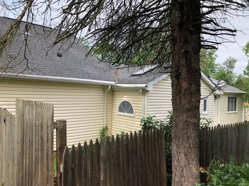 576 Thompson Run Rd, Pittsburgh, PA 15237-3947