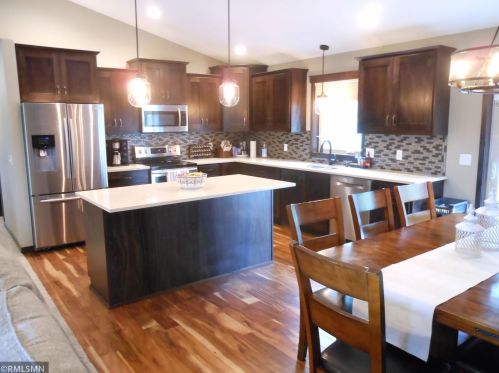 4907 Trails End Dr, Duluth MN  55811-3688 exterior