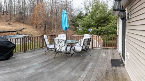 38 Bridle Ridge Rd, Patterson NY  12563-2302 exterior