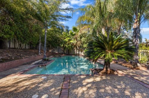 3560 Patterson Way, Folsom CA  95762-4405 exterior