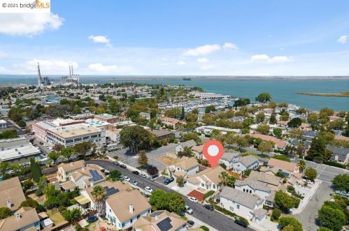 219 Avalon Cir, West Pittsburg, CA 94565-2352