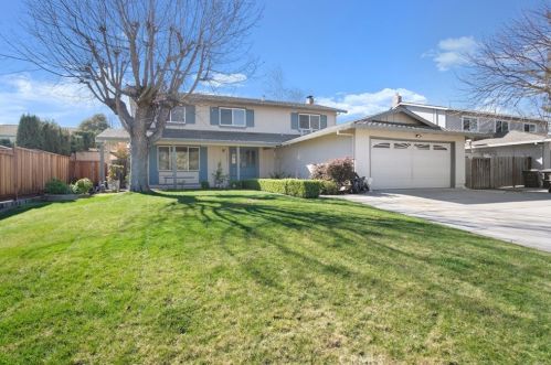 15605 La Mar Dr, Morgan Hill, CA 95037-5605