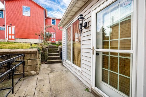 403 3 St, Aurora IN 47001-1311 exterior