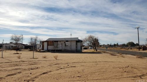 27364 Nudgent St, Boron, CA 93516-1721