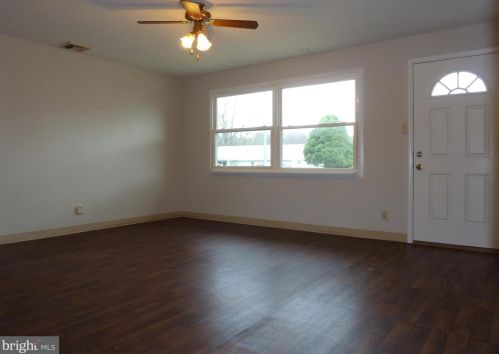 263 Yorkshire Rd, Fairless Hills, PA 19030-3228