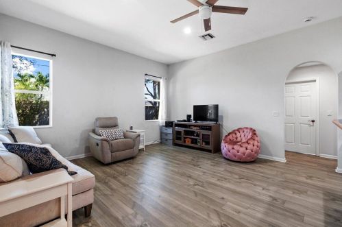 631 Sandbar Ter, Fort Pierce FL  34953-1958 exterior