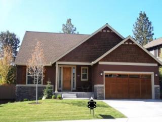 60819 Falcon Pointe Ln, Bend OR  97702-5002 exterior