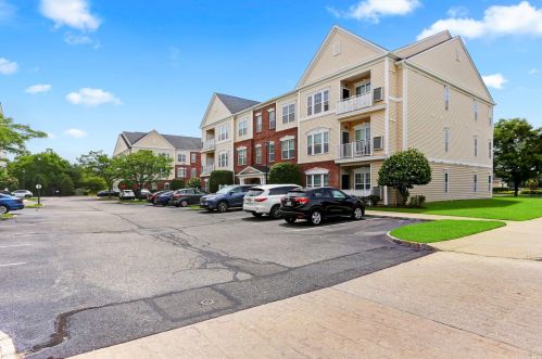 2117 Finch Ln, Central Islip, NY 11722-4488