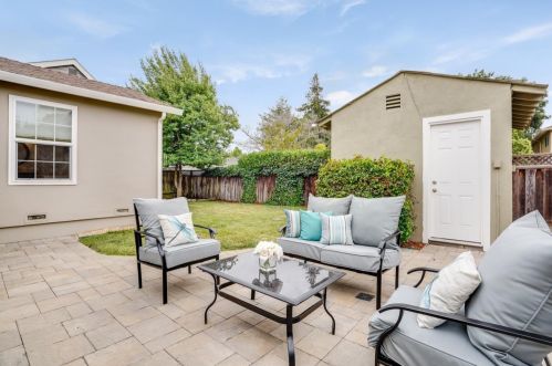 1009 Marsh Rd, Redwood City CA  94063-4431 exterior