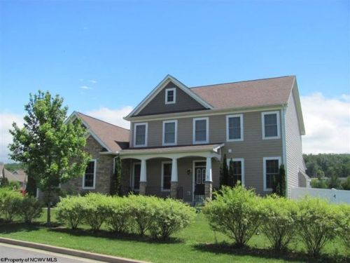 2 Berkshire Dr, Morgantown WV  26508-4504 exterior