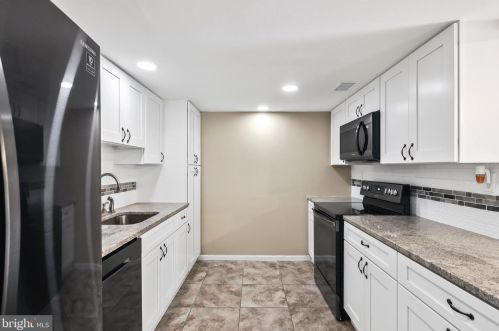 2 Ridgewood Pl, Willingboro NJ  08046-2515 exterior