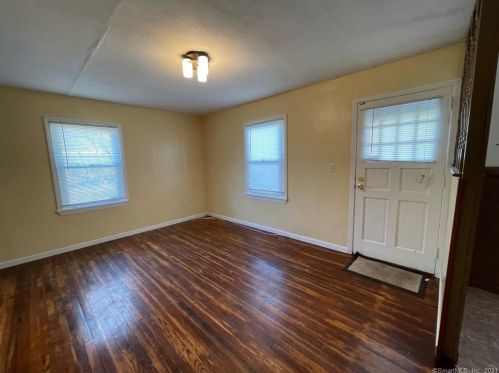 169 Dupont Pl, Bridgeport CT  06610-1401 exterior