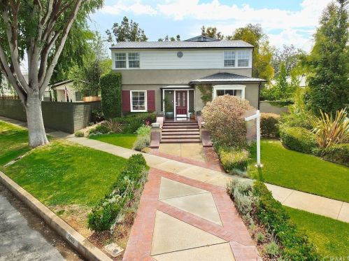 340 San Antonio Dr, Long Beach, CA 90807-2002