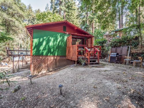 715 Trinkling Creek Dr, Lompico CA  95018-8821 exterior