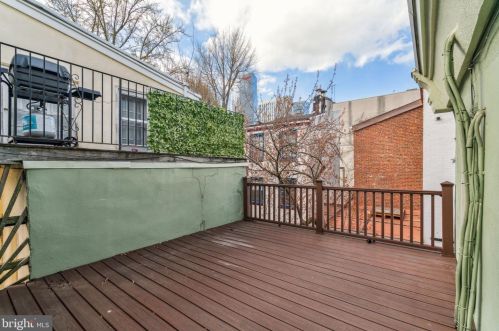 336 24th St, Philadelphia PA  19103-6431 exterior