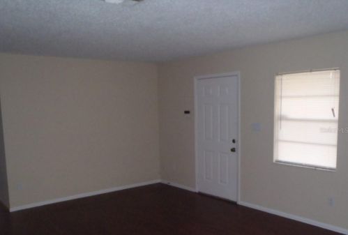 636 Royal Palm Dr, Kissimmee, FL 34743-9307