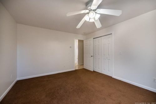 52 Summer St, Waterford CT  06385-2333 exterior