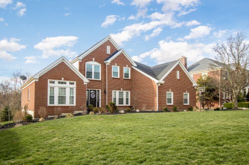 661 Strawberry Hill Ct, Covington, KY 41017-9648