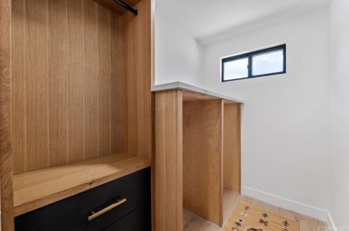 5254 Buffalo Ave, Van Nuys CA  91401-5929 exterior