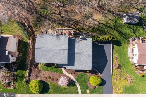 116 Hillcrest Dr, Macungie, PA 18062-1608
