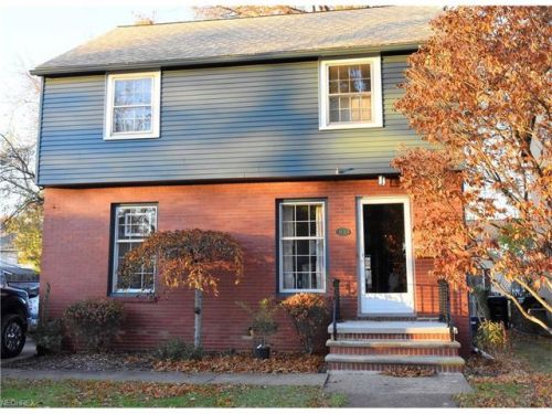 114 Stanford Ave, Elyria, OH 44035-6010