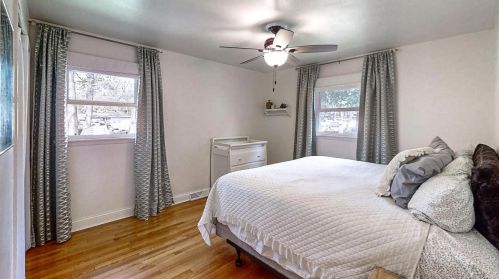 1618 Homberg Ln, Madison WI  53716-1928 exterior