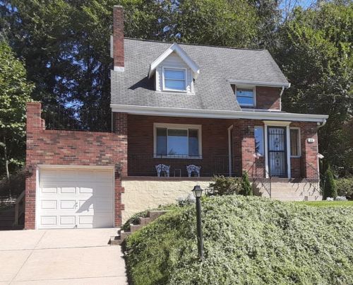 111 Dauntless Dr, Pittsburgh, PA 15235-3032