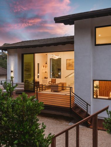1328 Manitou Rd, Santa Barbara CA  93101-4942 exterior