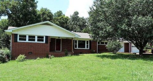 185 Ann Ave, Camden, TN 38320-1507