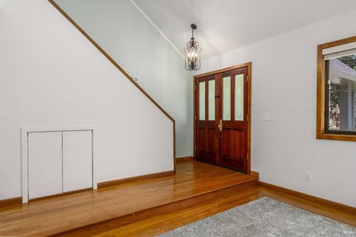 380 Jefferson Ln, Ukiah CA  95482-6618 exterior