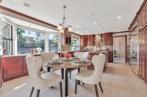 1066 Cross Springs Ct, San Jose CA  95120-1516 exterior